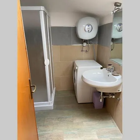 Apartamento Trilocale Vista Mare La Caletta Exterior foto